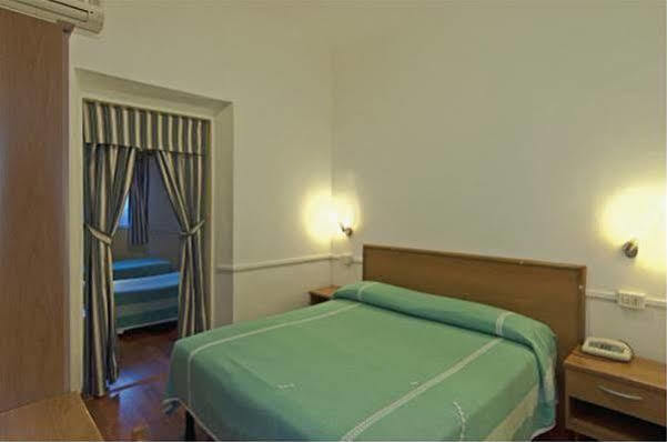 Hotel Firenze Viareggio Exterior foto